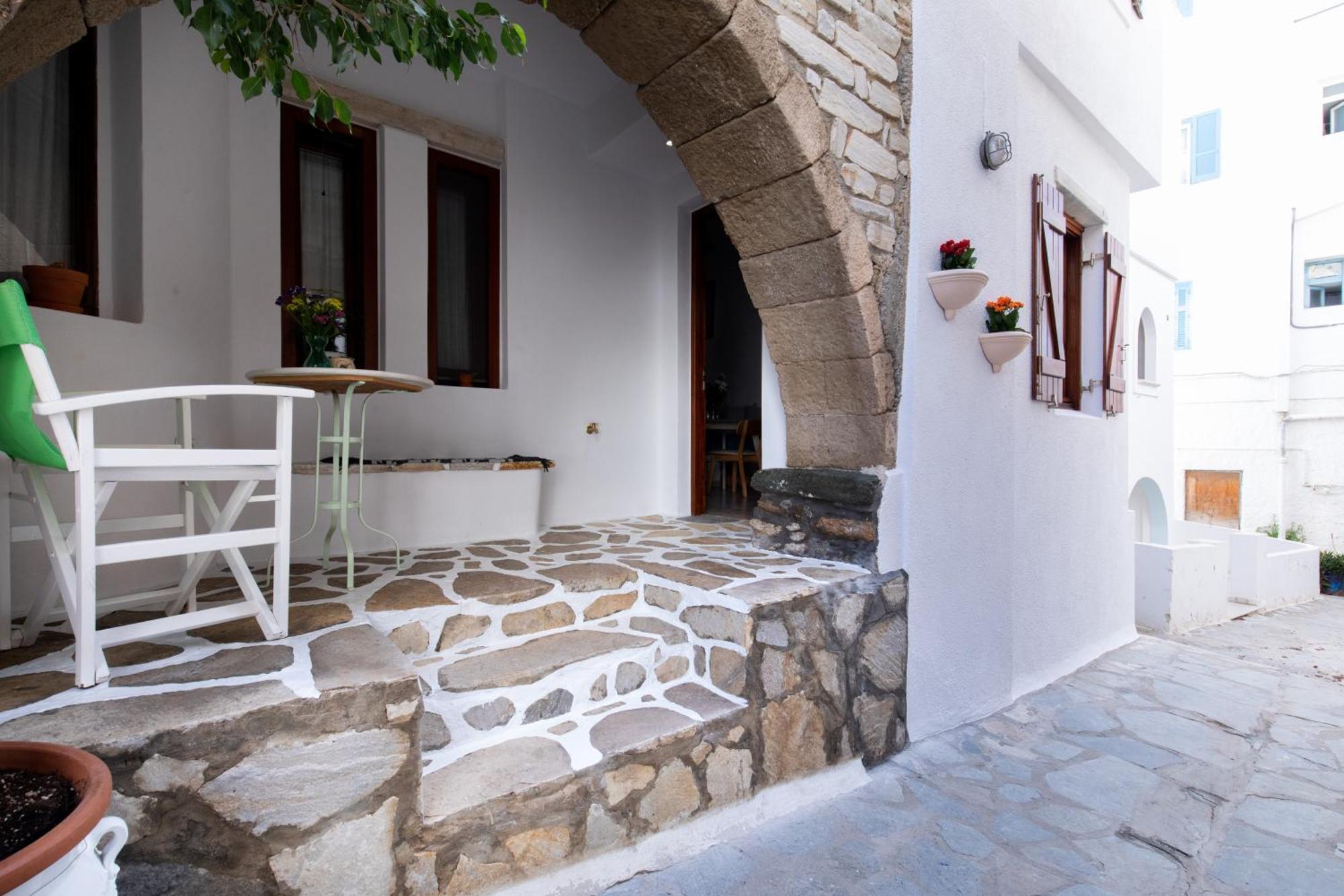 Arco Naxos Luxury Apartments Naxos City Exterior foto